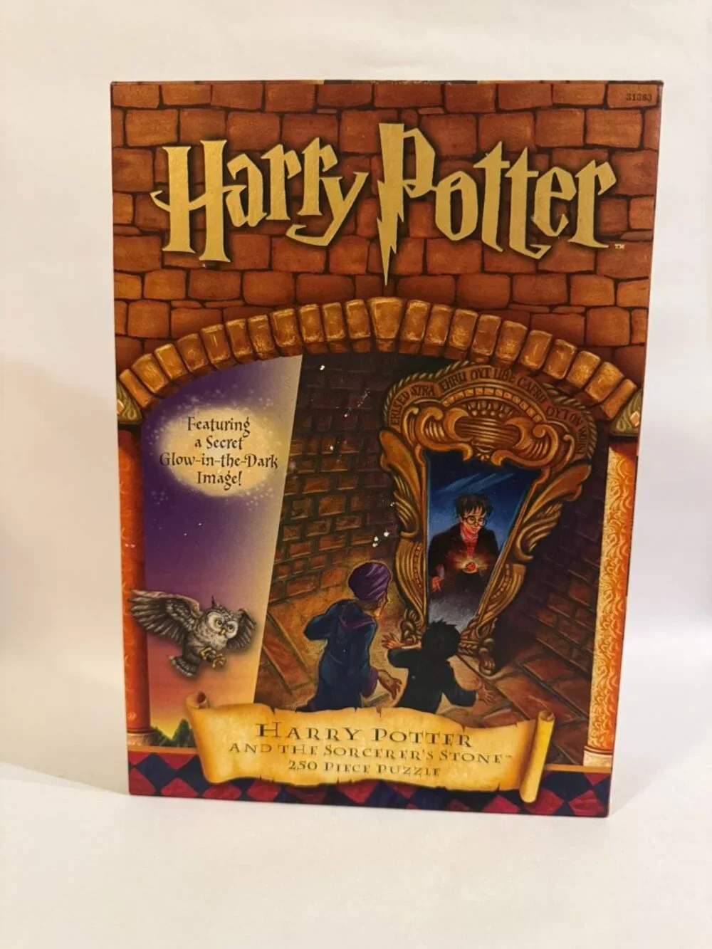 Vintage Harry Potter and the Sorcerer’s Stone 250 Piece Glow in the Dark Puzzle